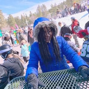 Meet your Posher, Keylaziah